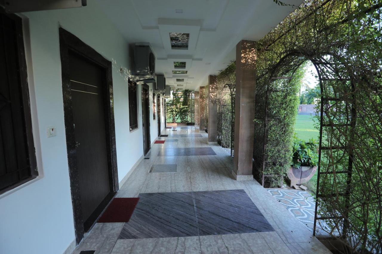 Hotel Shahibagh 3*