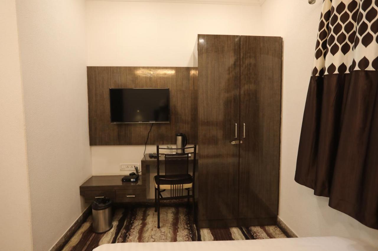 Shahibagh Hotel 3*